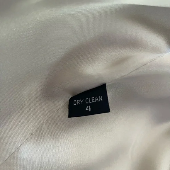 Vintage Coat Collection by Albert Nipon Cream Belted Coat Size 4 - Picture 9 of 9